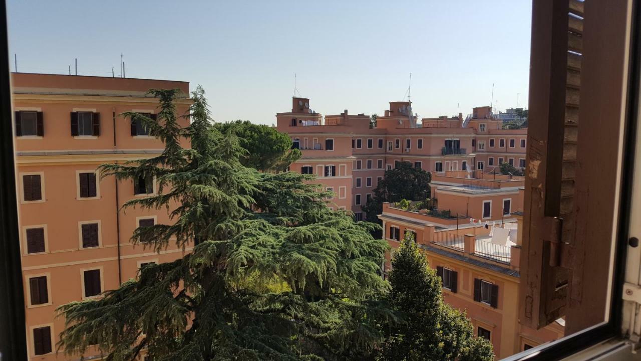 Bed & Breakfast A Casa Di Lia A Roma Exterior photo